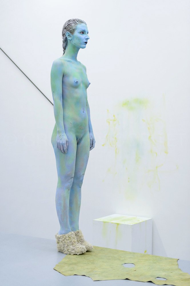 Donna Huanca, 'Water scars' (2015). exhibition view. Photo by Gregory Copitet. Models, Giulia Munari & Lynn Suemitsu. Courtesy Valentin, Paris.