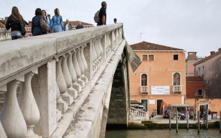 Giulio Favotto Otium, <i>Internet Saga, the bridge</i> (2015). Photograph. Venice.