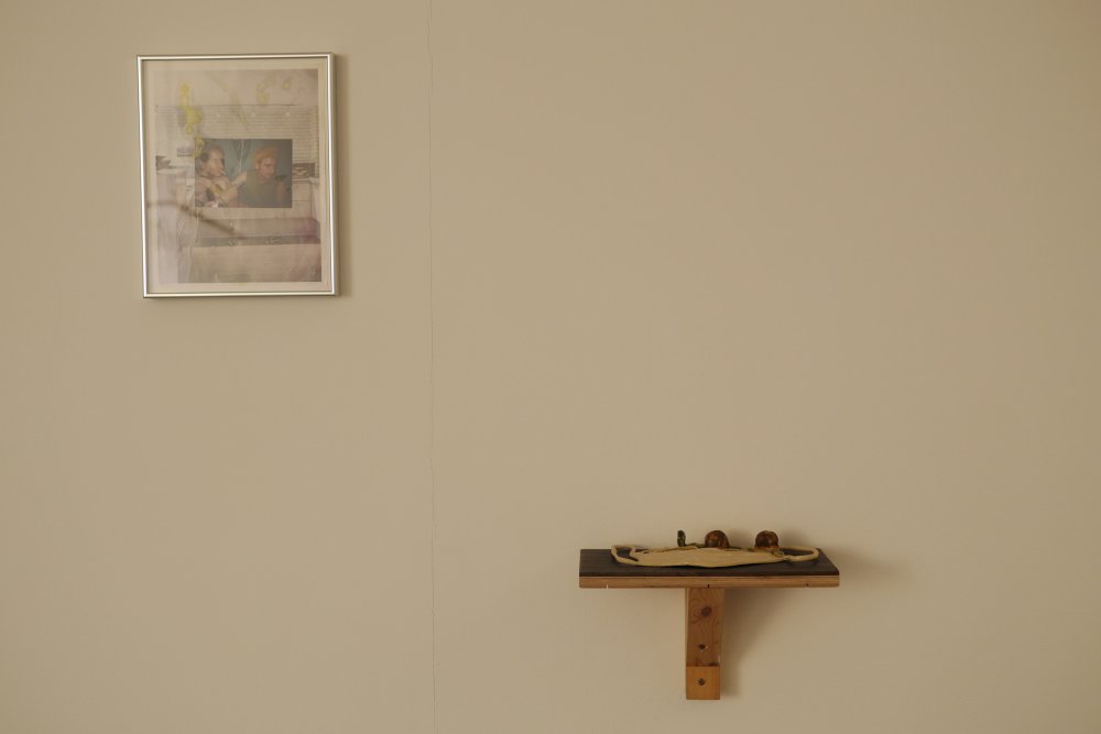 Left-to-right: Mat Jenner, 'Days' (2014), Jesse Wine, 'Mr Good Ideas'. Install view. Courtesy Generation & Display.
