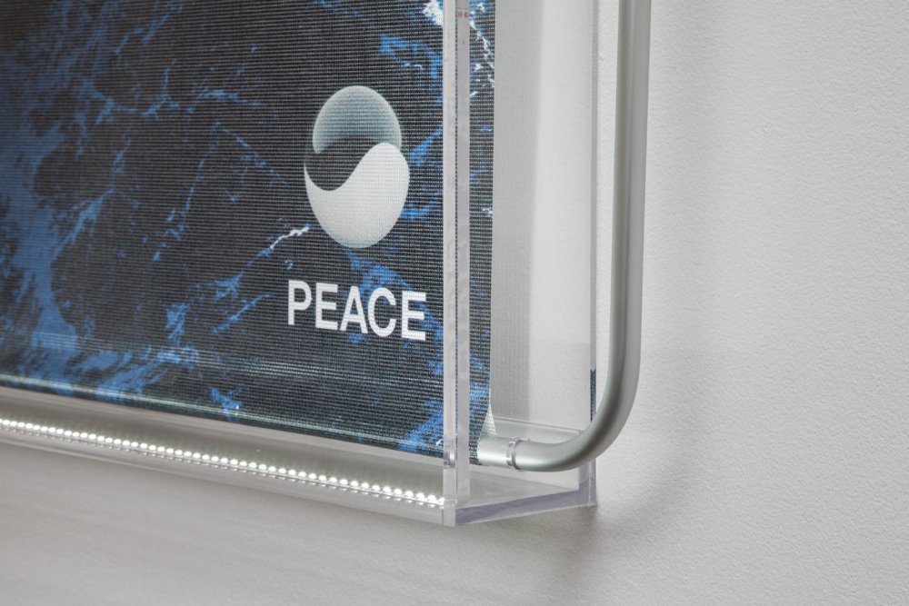 Timur Si-Qin, <i>Display (Peace)</i> (2015) Detail. Courtesy Marsèlleria.