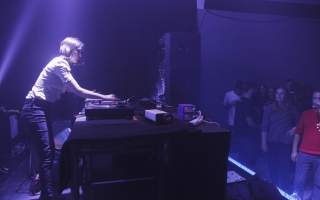 Helena Hauff at Space-Time Festival (2014). Photo by Mike Cameron. Courtesy Wysing Arts Centre.