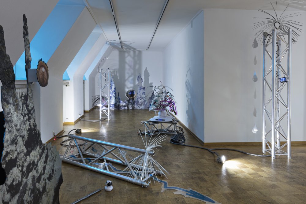 Katja Novitskova @ <i>Transparencies</i> (2015-16). Installation view. Courtesy Kunstverein, Bielefeld.